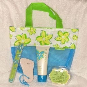 MK MINT BLOSSOM PEDICURE SET